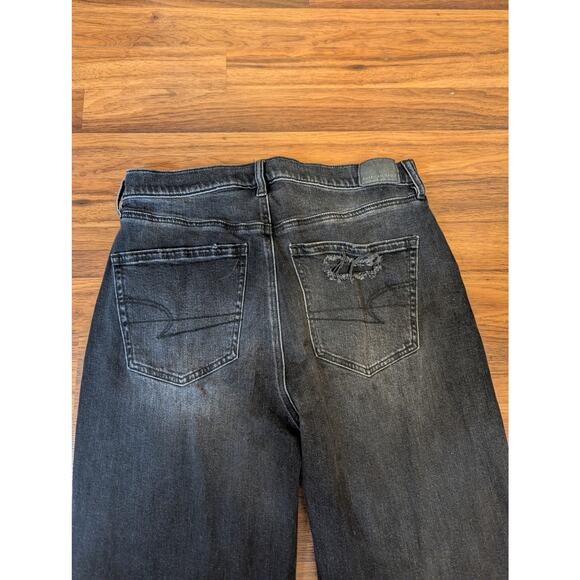 American Eagle Black Ripped Strigid Straight Jeans Size 8 - Picture 8 of 8